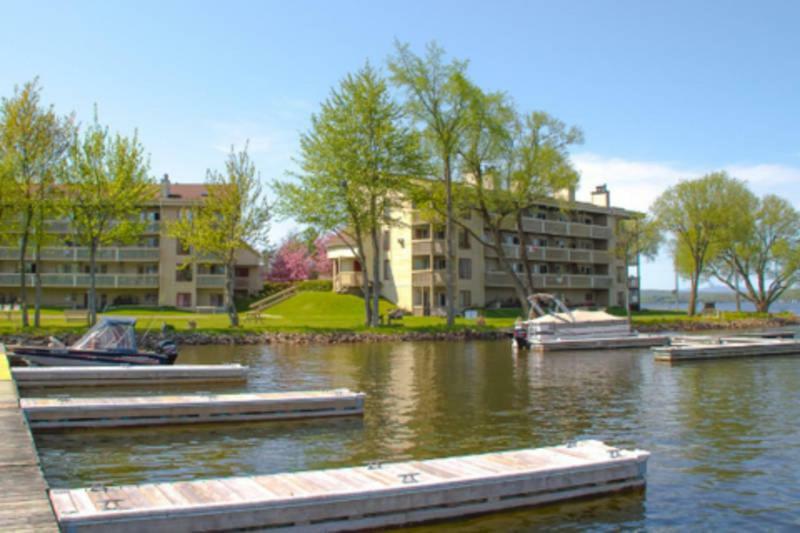 Condo de L'Oberge Magog Exterior foto